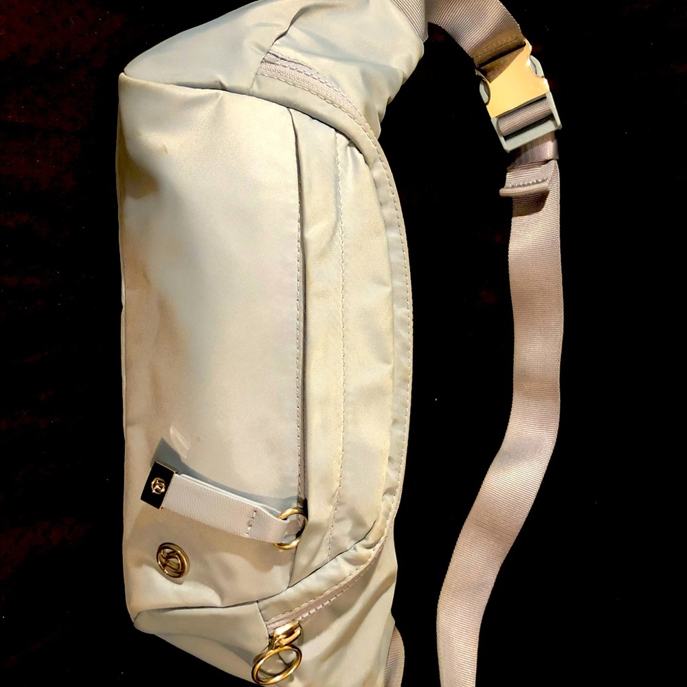 Light blue lululemon fanny pack